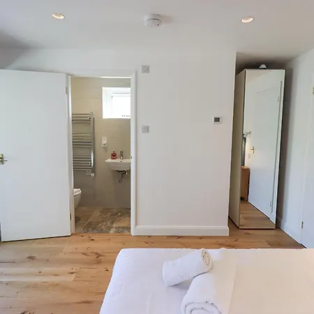 Striding Tatil Evi *