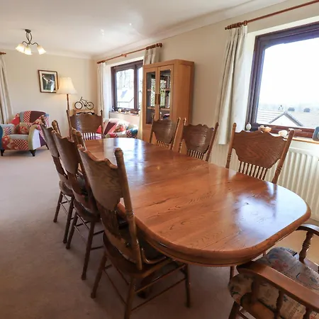 Tatil Evi Striding *