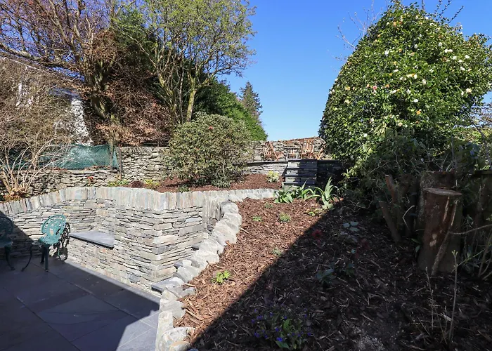 Striding Semesterbostad *